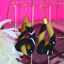 Load image into Gallery viewer, Black &amp; Gold African Danglers
